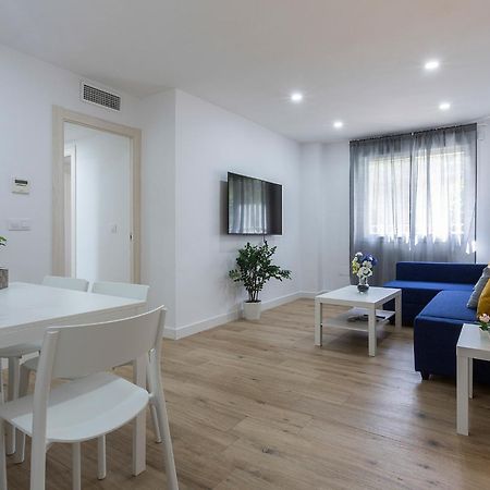 Centro Virgen Guia 3 Rooms Севилья Экстерьер фото